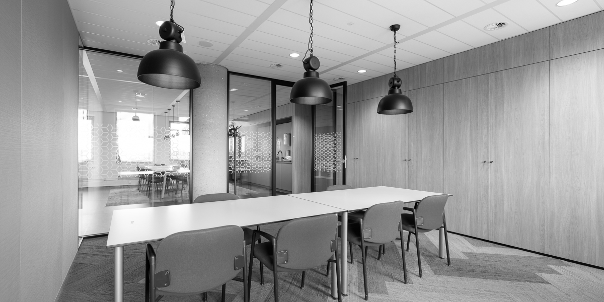Móveis de Escritório em Diadema – Design Corporativo, Ergonomia e Planejamento Sob Medida