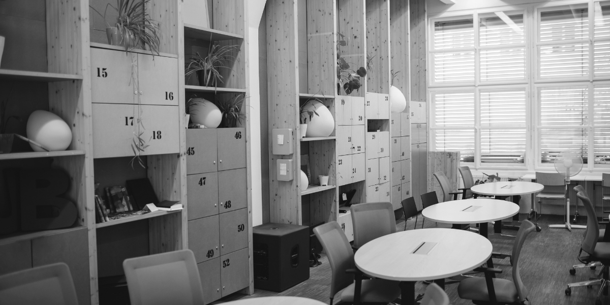 Móveis de Escritório em Guararema – Design Planejado, Ergonomia e Sofisticação